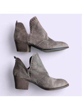 Rock & Candy Tan Microsuede Ankle Bootie Sz 9 — Western Boho